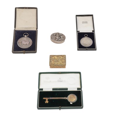 Lot 564 - A cased early 20th century unmarked Indian silver horse breeding medal dated 1920