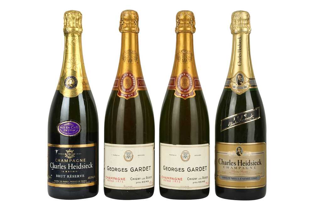 Lot 99 - MIXED CHAMPAGNE