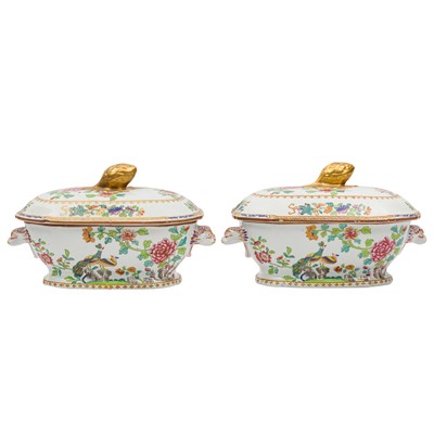 Lot 25 - A pair of Spode stoneware sauce tureens