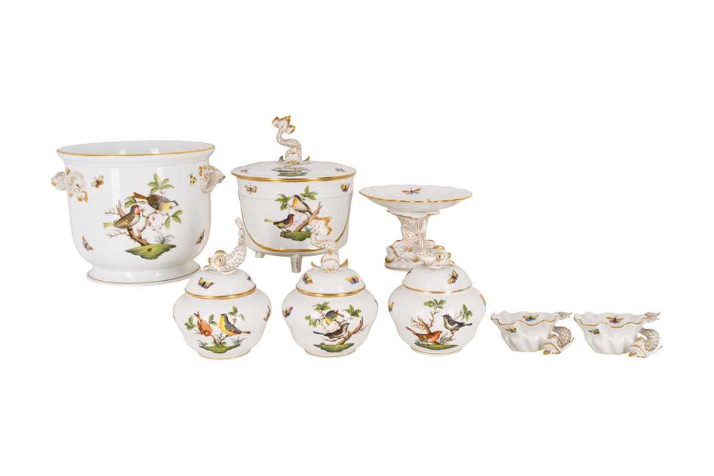 Lot 163 - A collection of Herend Rothschild Bird pattern porcelain