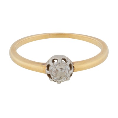 Lot 280 - A diamond single stone ring