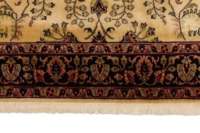 Lot 2 - A fine Indiaan rug, approx: 190cm. x 120cm