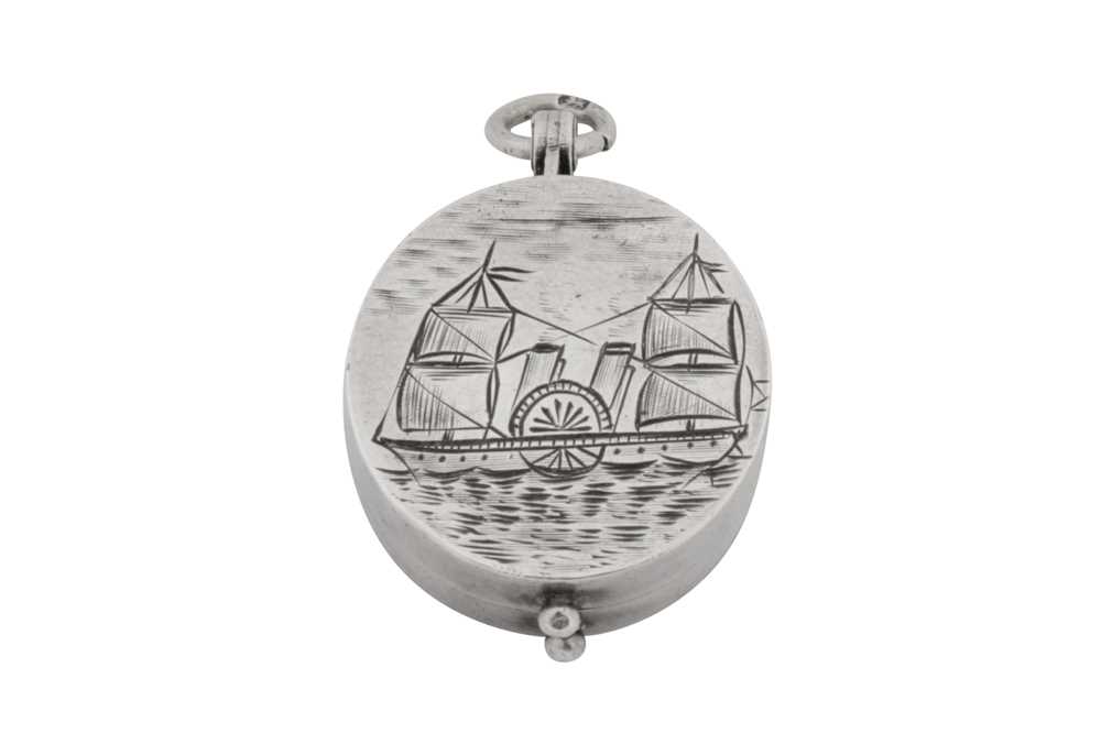 Lot 43 - A Victorian sterling silver miniature compass, Birmingham 1892 by L&W possibly Lawson & Ward