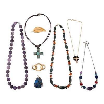 Lot 267 - A collection of silver and costume jewellery