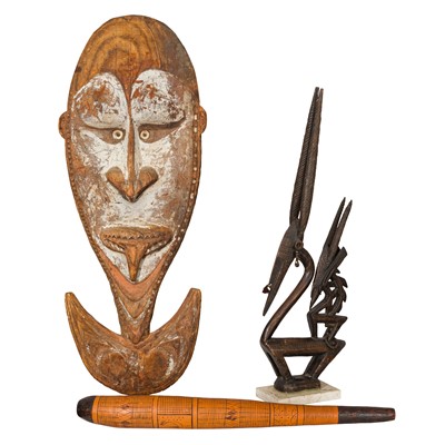 Lot 432 - A group of three tribal art items