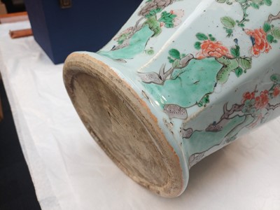 Lot 7 - A Chinese famille-verte vase and cover, Qing dynasty, Kangxi period