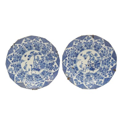 Lot 479 - A pair of Chinese blue and white 'crane and deer' dishes, Qing dynasty, 19th century
