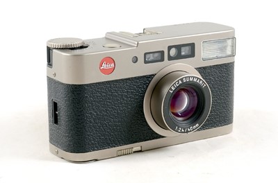 Lot 258 - Leica CM Compact Film Camera with 40mm f2.4 Summarit.