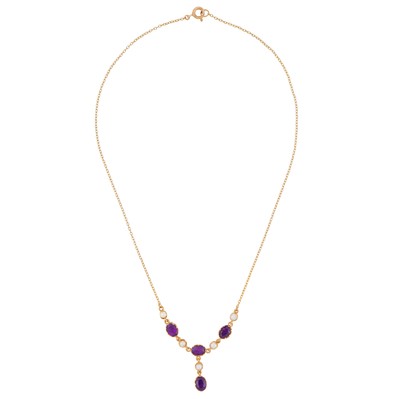 Lot 152 - An amethyst and seed pearl necklace