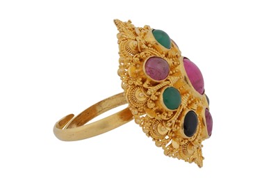 Lot 116 - A multi gem-set ring