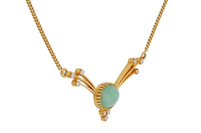 Lot 88 - A jade and diamond necklace