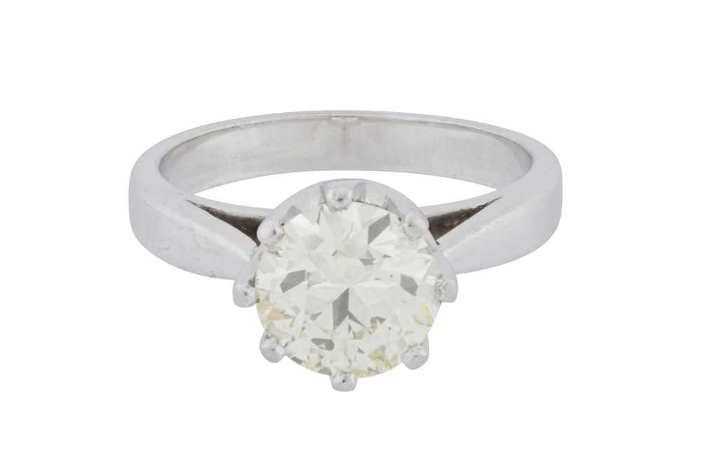 Lot 28 - A diamond single stone ring, circa 2013
