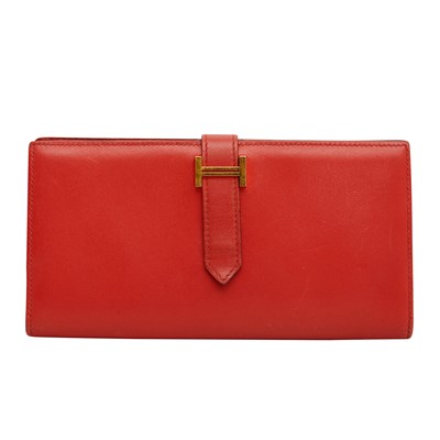 Lot 28 - Hermes Red Swift Bearn Wallet