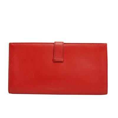 Lot 28 - Hermes Red Swift Bearn Wallet