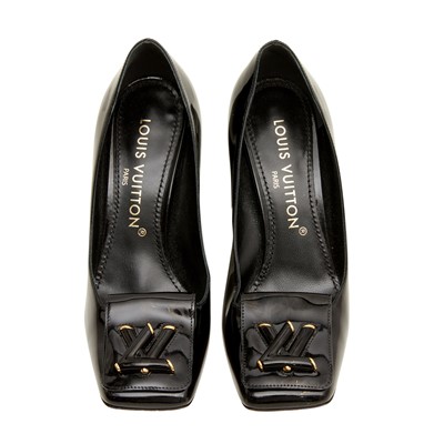 Lot 169 - Louis Vuitton Black Shake Heeled Pump - Size 36.5