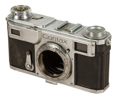 Lot 229 - A Contax II Rangefinder Camera