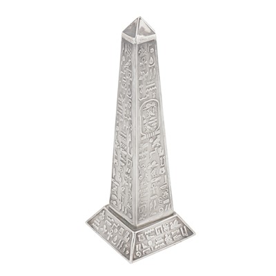 Lot 573 - A late 20th century Egyptian 900 standard silver obelisk desk ornament, Cairo circa 1990