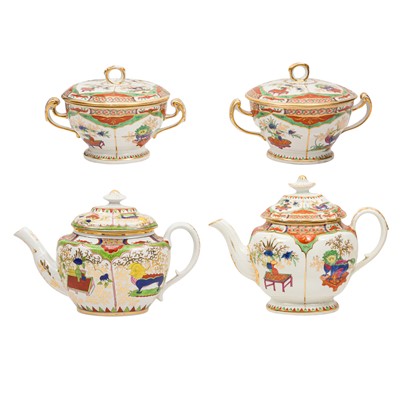 Lot 24 - Worcester porcelain, a pair of 'Dragons in Compartments' pattern covered sauce tureens