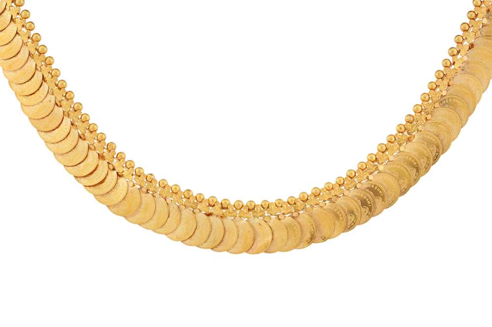 Lot 45 - A coin luck SHMI necklace