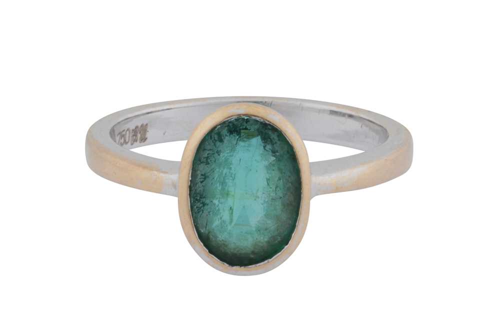 Lot 85 - An emerald single-stone ring