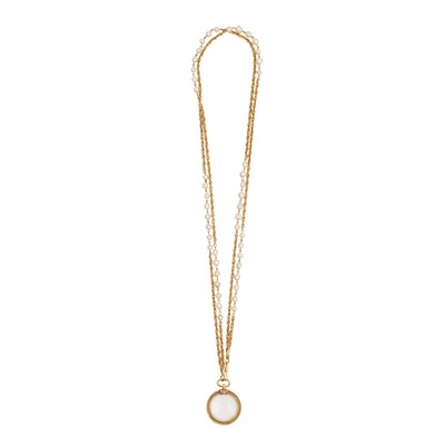 Lot 162 - Chanel Ivory Pearl Loupe Pendant Necklace