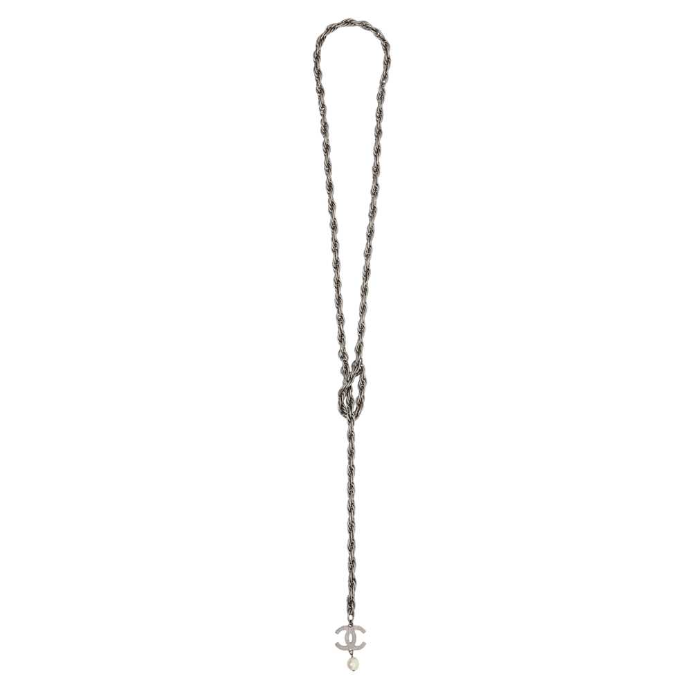 Lot 65 - Chanel Ivory Pearl Drop CC Lariat Necklace