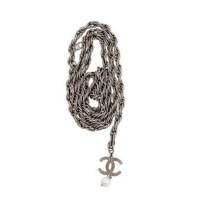 Lot 65 - Chanel Ivory Pearl Drop CC Lariat Necklace