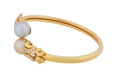 Lot 184 - A pearl and diamond bangle