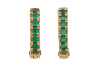 Lot 92 - A pair of emerald hoop earrings