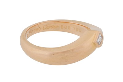 Lot 267 - Cartier l A single-stone diamond ring, circa 1992