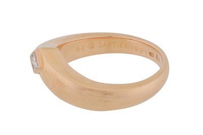 Lot 267 - Cartier l A single-stone diamond ring, circa 1992