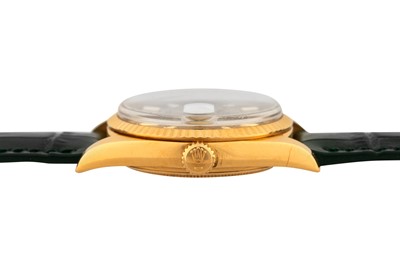 Lot 409 - Men's Rolex 18k Gold Wristwatch