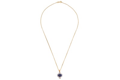 Lot 60 - A sapphire and diamond cluster pendant necklace