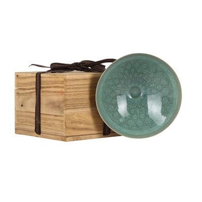 Lot 25 - A Japanese Goryeo-style celadon bowl, Modern