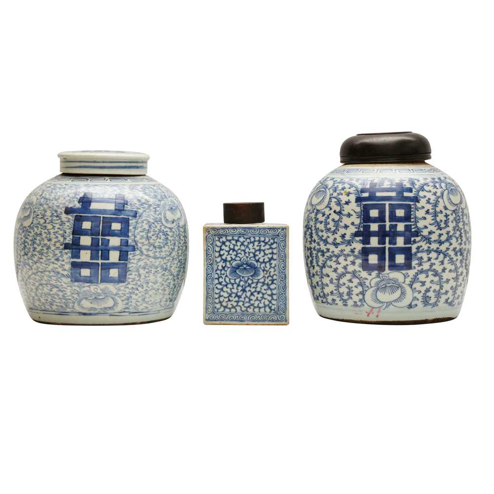 Lot 486 - Two Chinese blue and white jar and cover together with a tea caddy, 19th century