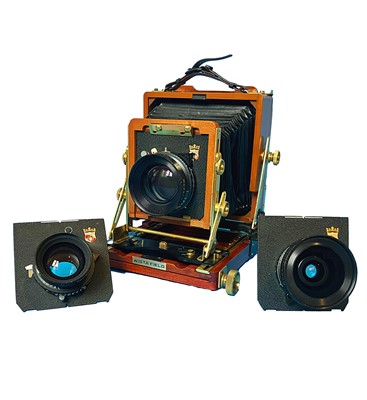 Lot 183 - A Cherry Wood 5x4 Wista Field Camera Outfit