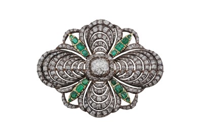 Lot 20 - An emerald and diamond brooch, circa 1910