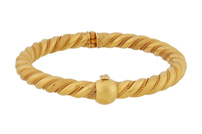 Lot 304 - A twisted bangle