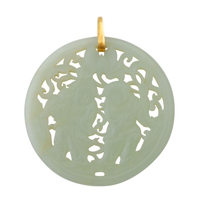 Lot 88 - A Chinese jadeite pendant