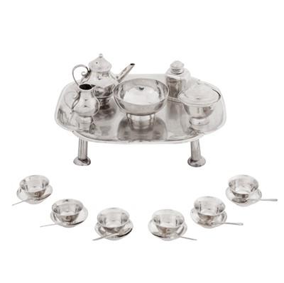 Lot 460 - London circa 1720 by David Clayton (this mark reg. 6th July 1720)