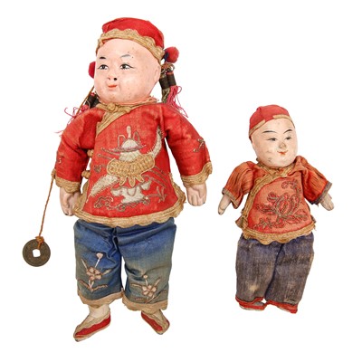 Lot 546 - Two Chinese papier-mâché dolls, 20th century