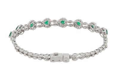 Lot 97 - An emerald and diamond bracelet