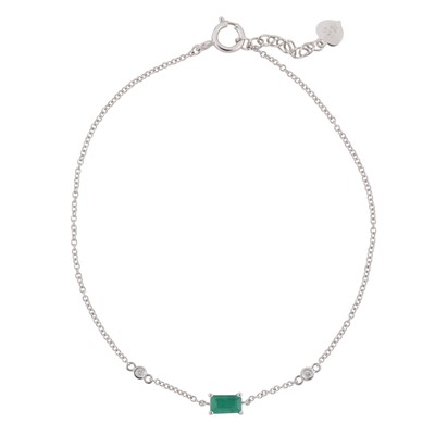 Lot 396 - An emerald and diamond bracelet