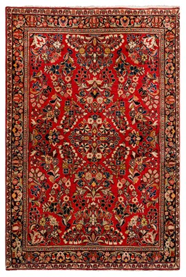 Lot 72 - An antique Sarouk rug, west Persia, approx: 153cm. x 105cm