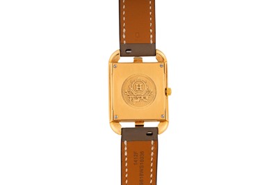 Lot 440 - Lady's Hermès 18k Gold Wristwatch