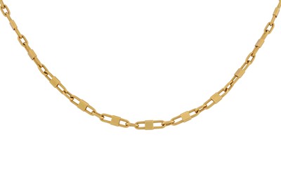 Lot 303 - A staple link chain necklace
