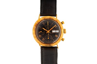 Lot 425 - Men's Tala 18k Gold Automatic Chronograph Wristwatch