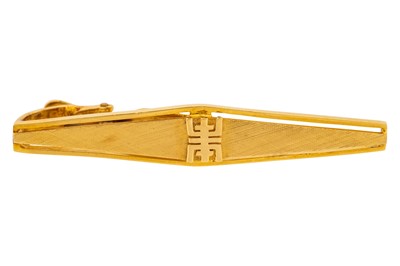 Lot 493 - A Chinese money clip