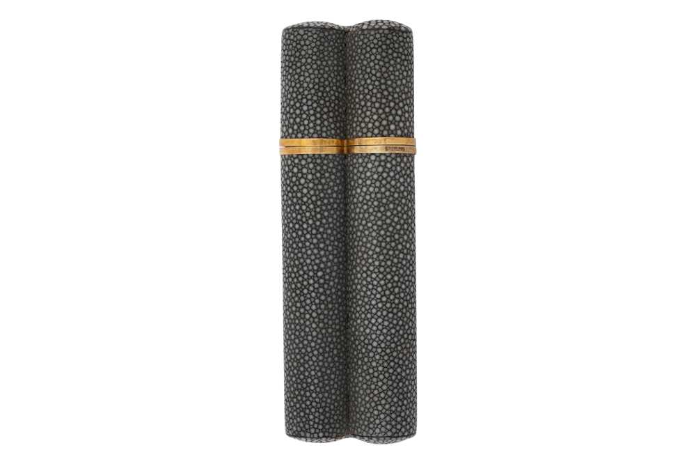 Lot 514 - An early 20th century shagreen and silver gilt mounted cigar case