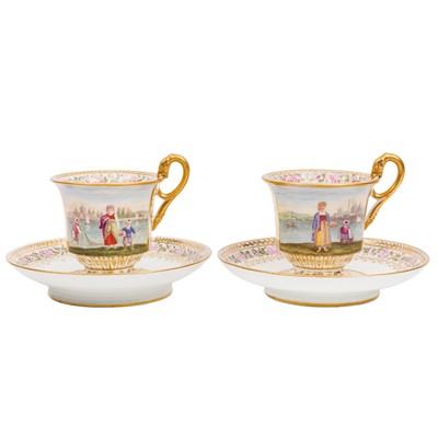 Lot 39 - A pair of French Empire period porcelain cabinet cups and saucers
